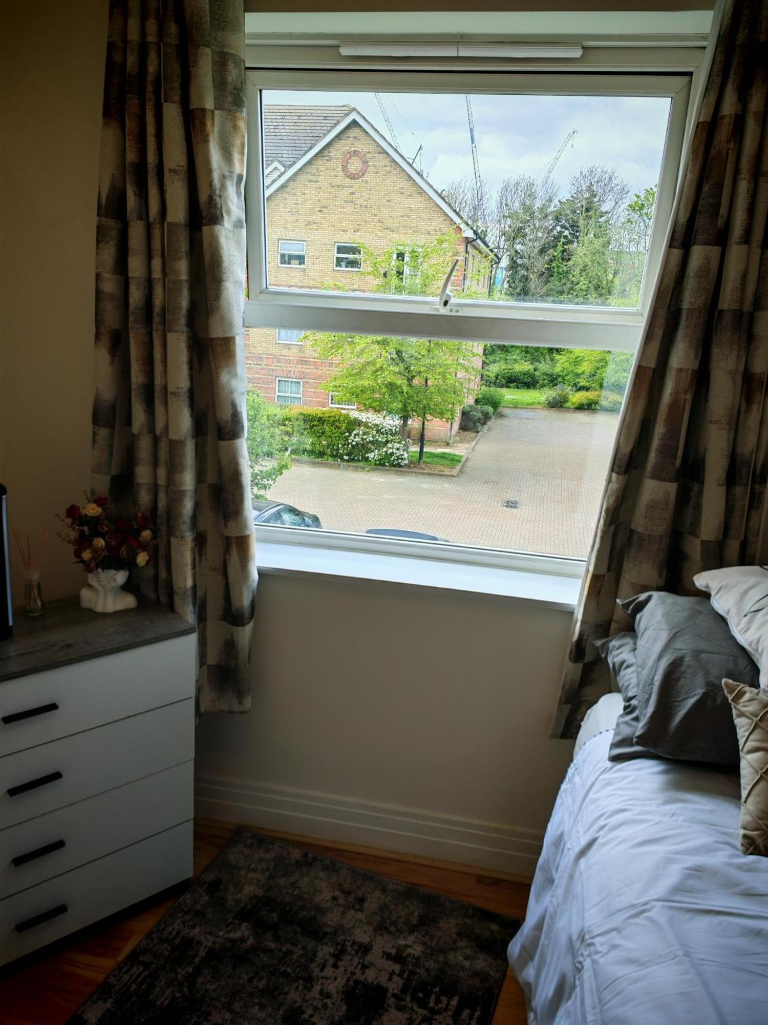 Spacious & Cosy Double And Single Bedrooms Close To Hendon & Colindale Tube Stations Esterno foto
